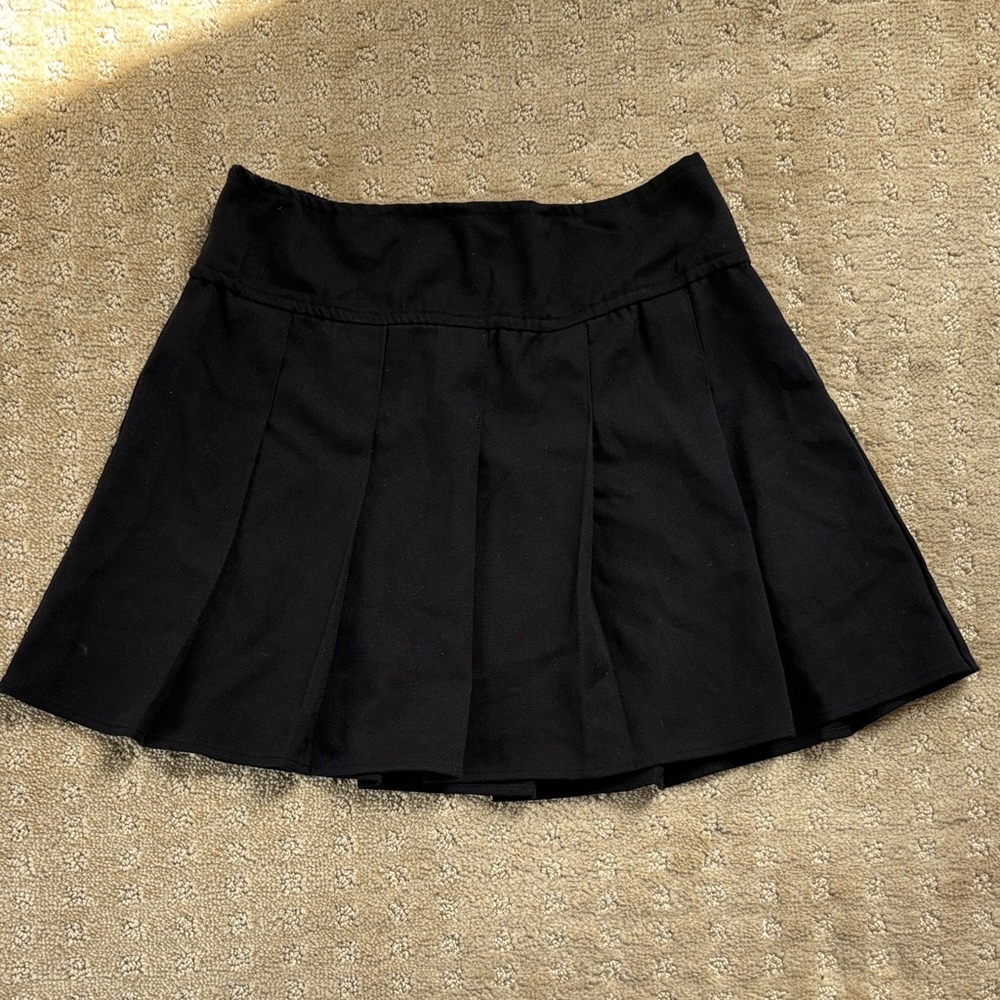 Hollister Ultra High-Rise Black Pleated Women's Skirt